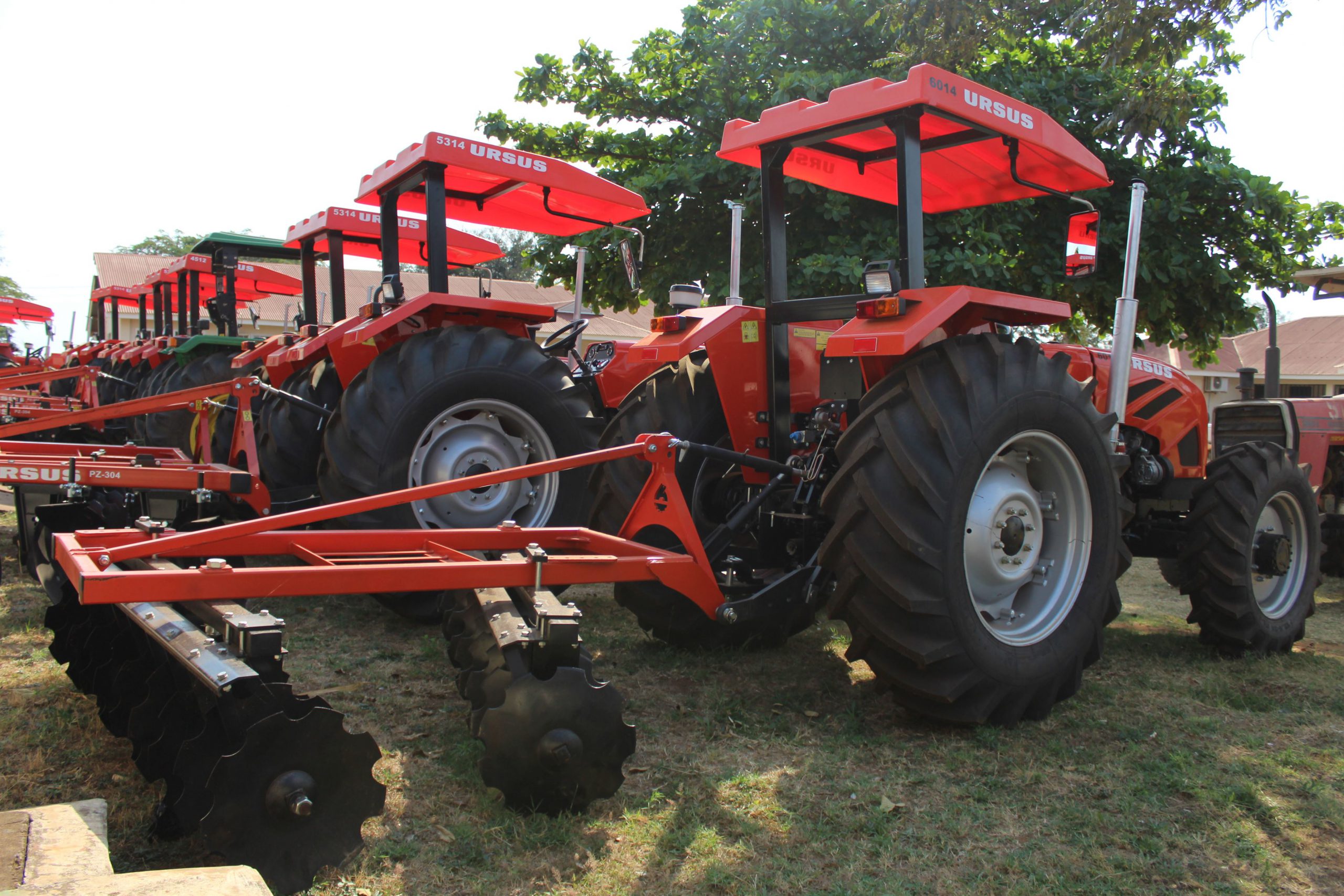 Tillage implement